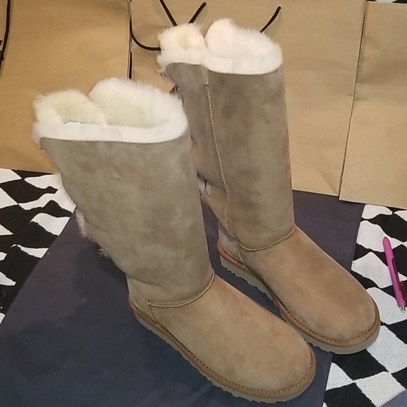 Ugg boots # - Picture 9 of 11